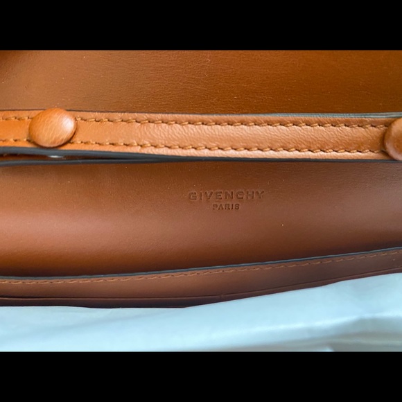 Givenchy Fuchsia Emblem Crossbody Bag/Clutch - Picture 8 of 9